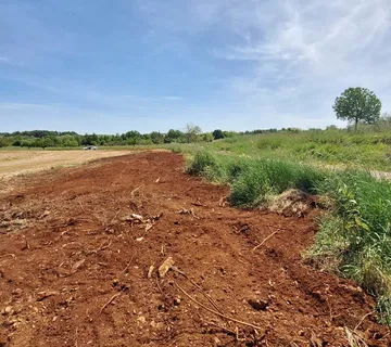 Hrvatska, Istra, Brtonigla Fernetići - poljoprivredno zemljište 881 m²