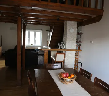 Maksimir, INVESTICIJA-dvojna kuća za adaptaciju, 322 m2 - cover