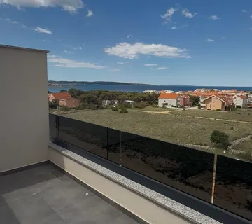 Dvoetažni Stan S Otvorenim Pogledom Na More, 350 M Od Mora, Povljana - Pag