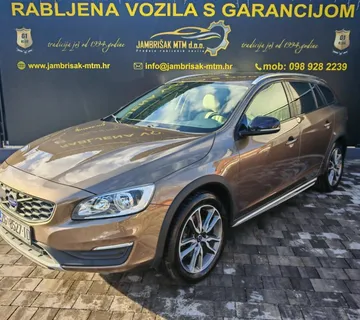 Volvo V60 Cross Country 2.0 D ◽NAVI◽VELIKI SERVIS◽ PRIVAT◽ODLIČAN - cover