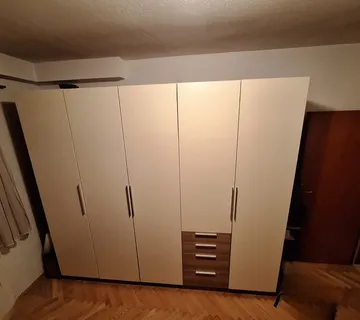 Komplet spavaće sobe - vrlo dobro očuvana - cover