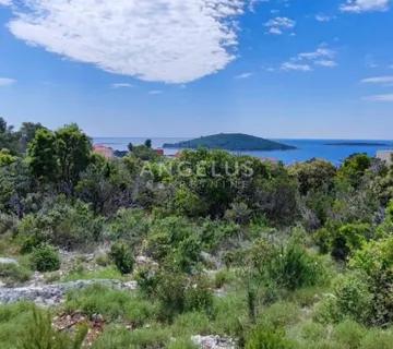 Šolta, Maslinica - građevinsko zemljište s pogledom na more - cover