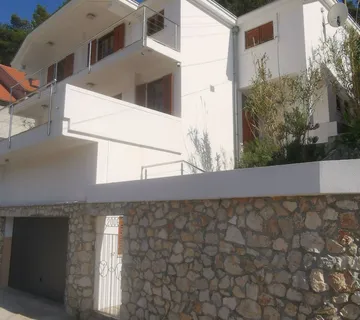 Odlicna kuca na Policama, Trebinje - cover
