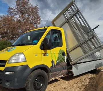 Opel Movano 2.5 cdti - cover