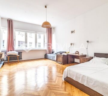 Zagreb, Trg bana Jelačića, četverosoban stan 145, 90 m2 - cover