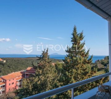 Istra, Duga Uvala, namješten stan sa pogledom na more, PRILIKA! - cover