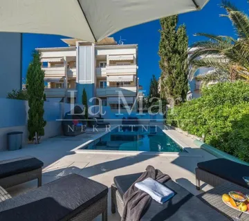 NOVALJA- Apartman PRVI RED DO MORA- E6 - 79.86 m2- II. kat - cover