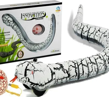 Remote Controlled White Snake - cover