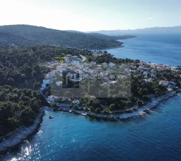 Dvosobni stan s pogledom na more u Stomorskoj(OTOK ŠOLTA) - cover