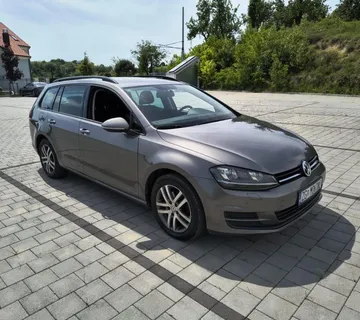 VW Golf 7 Variant 1,6 TDI - cover