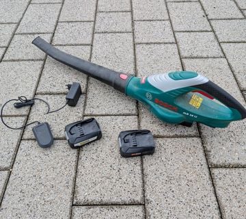 Bosch ALB 18 LI akumulatorski puhač lišća, punjač i dvije baterije - cover