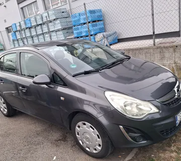 Opel corsa 1,3 cdti - cover