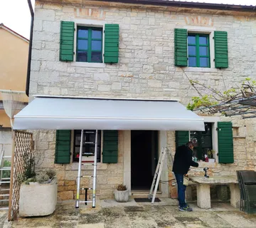 Tenda na izbačaj - cover