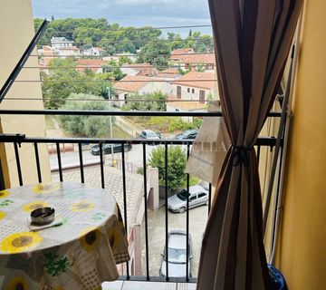 Rovinj, 2S+DB, 56m2, na nekoliko minuta hoda od centra i mora  - cover