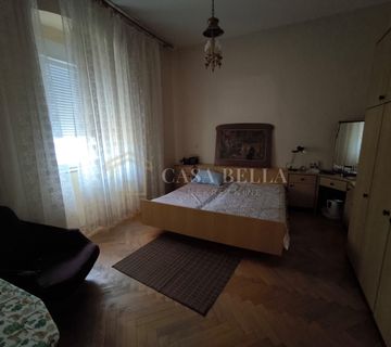 Rijeka, Pećine - gospodski stan 3S+DB u prvom redu do mora - cover