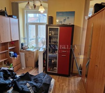 Dvosoban stan u samom centru Rijeke! - cover