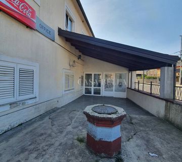 Čavle, stambena zgrada s dva poslovna prostora  - cover