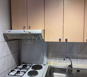 Senj, kuća sa dva stana  - cover