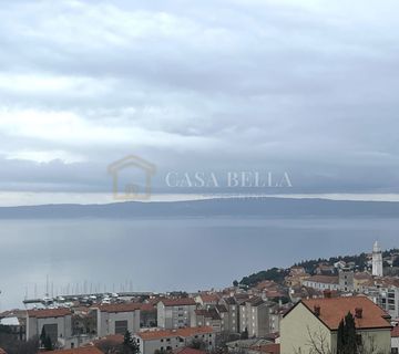 Novi Vinodolski - Garsonjera s lođom i pogledom na more, prvi kat - dugoročni najam - cover