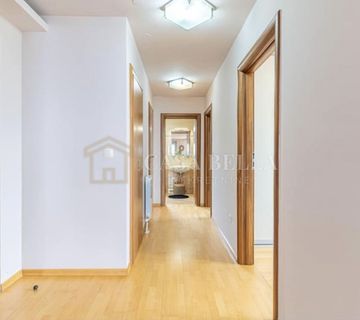 Rijeka,Zamet,2SB+DB,80 m2,2 parkirna mjesta,lift,južna strana! - cover