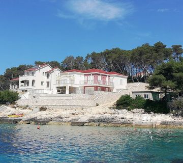 Korčula, Villa, 1 red do mora!!! - cover