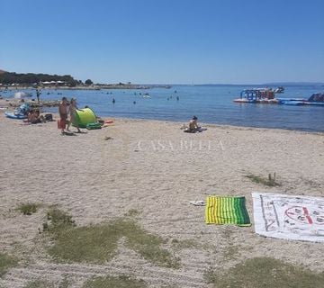 Izvanredno Prilagođeno Zemljište za Ugostiteljsko-Turistički Raj: Prodaja 3,673m² Uz Obalu, Neposredno do Plaže Babe! - cover