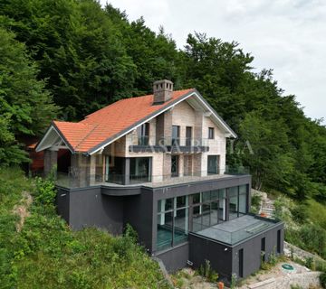 Crni Lug, Obronci Risnjaka, VILLA + OKUĆNICA 20000m2, ESKLUZIVNA NEKRETNINA - cover