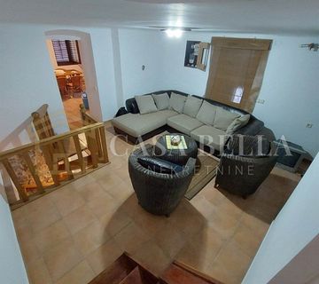 Krk, Omišalj, Centar, Kuća 152m2, namještena - cover