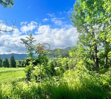 Ruralna Oaza u Mrkoplju: Poljoprivredno Zemljište Okruženo Šumom - cover