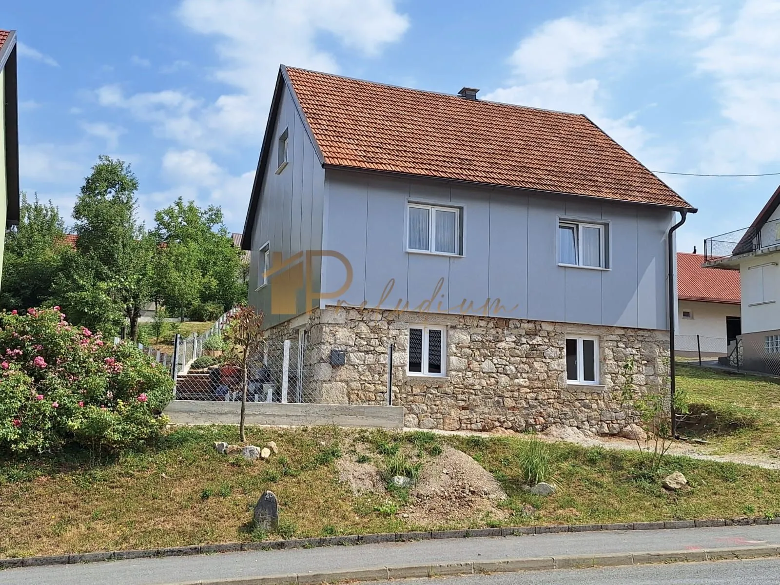 Vrbovskom kuća 140 m2 – toplina doma u srcu prirode - cover