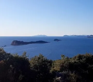 Cavtat, uz samo more- prodaje se zemljište površine 15.000 m2!! - Cavtat, Konavle