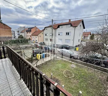 Zagreb, Voltino, obiteljska kuća, 240m2, za adaptaciju - cover
