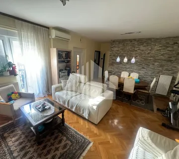 Zagreb, Gornja Dubrava, četverosoban stan, 95m2, vrt, pomoćni objekti, garaža - cover