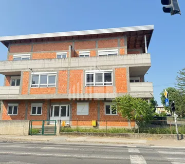 Velika Gorica, Centar, stambeno-poslovne zgrade, 778 m2, investicija - cover