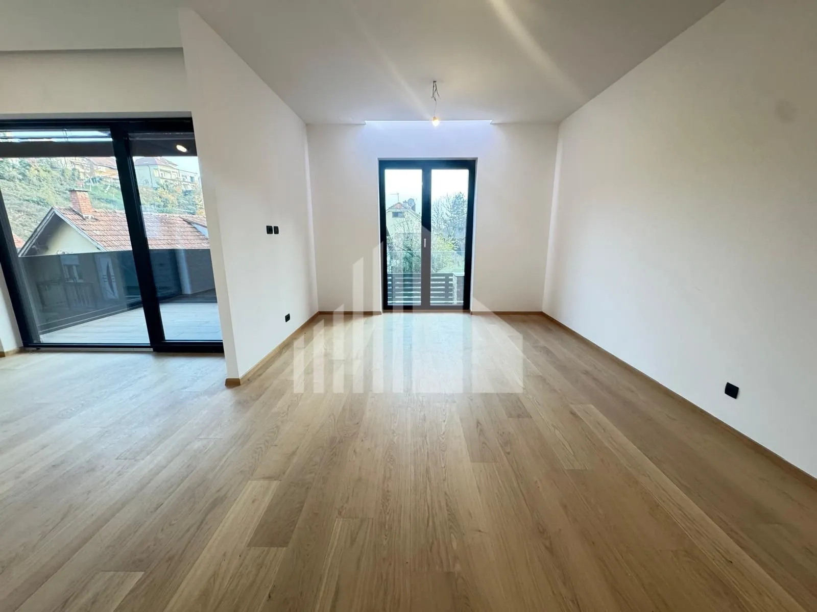 Stan Maksimir - Srebrnjak, DB+2SS, GPM - cover