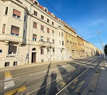 Zagreb, Centar, useljiv stan, 36m2, investicija - cover