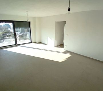 Stan na 1. katu s krovnom terasom od 86 m2-900m od mora - cover