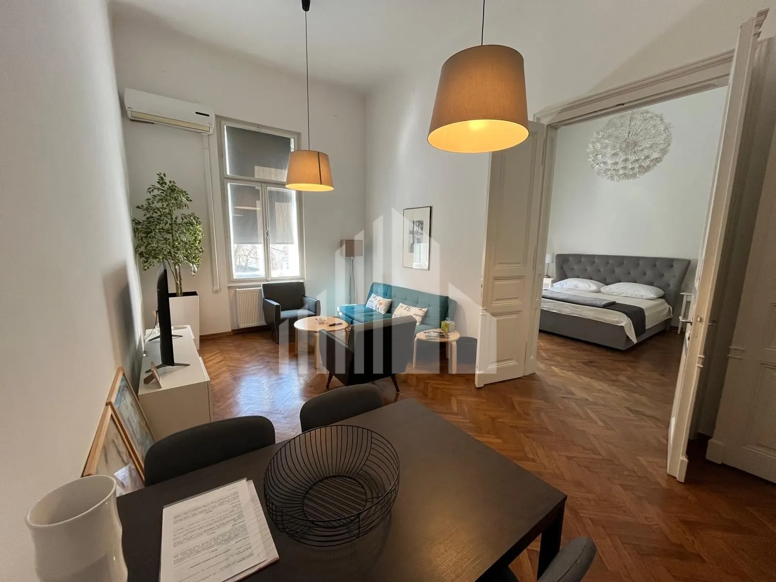 Uređen stan u centru Zagreba, Bogovićeva ulica (iznajmljivanje) - cover