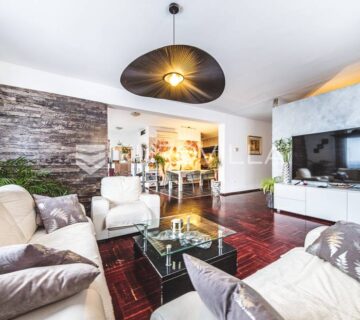 Zagreb, Stenjevec, dva prostrana stana NKP 191,01m2 - cover