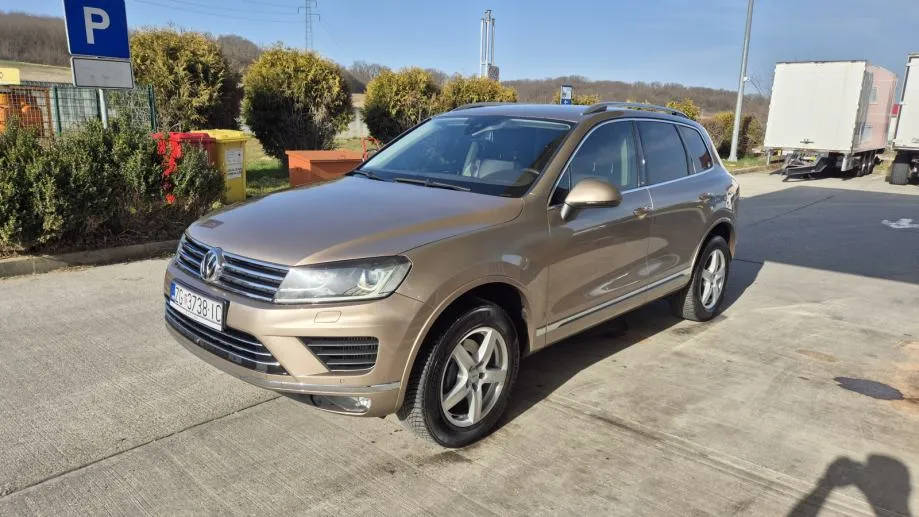 VW Touareg V6 TDI BMT - cover