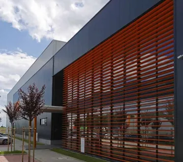 Sunbreaker 300 Fixed - cover