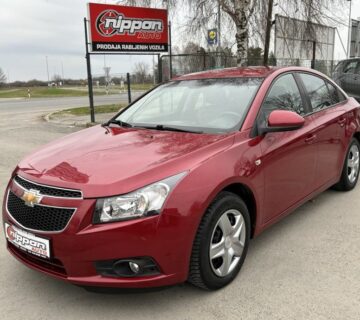 Chevrolet Cruze 1,6 KLIMA - PDC - ATESTIRAN PLIN - REG:05/2024 - cover