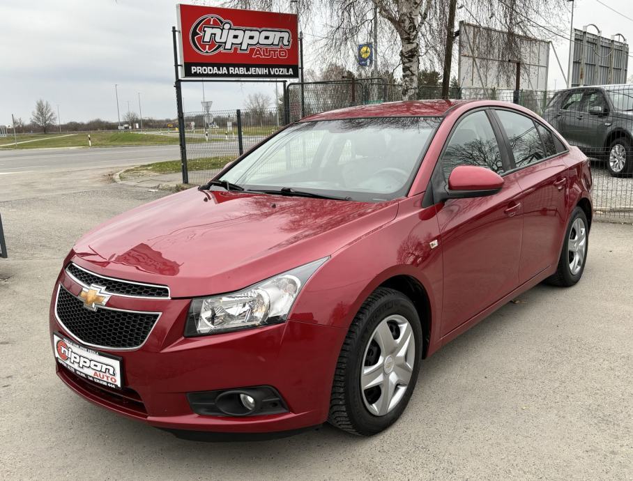 chevrolet-cruze-1.6-klima-pdc-atestiran-plin-reg-05-2024-slika-217912150