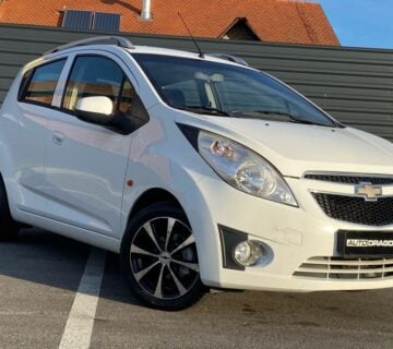 Chevrolet Spark 1.0 BENZIN+PLIN ⭐️ KLIMA ⭐️ PUTNO RAČUNALO ⭐️165000 KM - cover