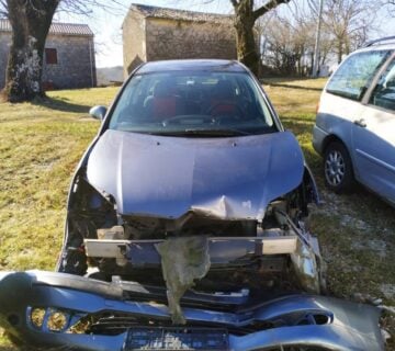 CITROEN C4 1.4 - cover