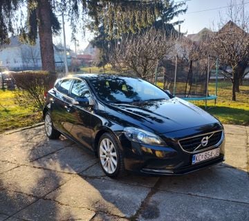 Volvo V40 1.6D2 - cover