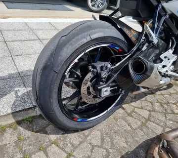 BMW S 1000 R ABS TCS ESA, AKRAPOVIC, 2014 god. - cover