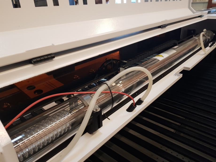 co2-laser-rezanje-drvo-plastika-plexi-ne-metali-metali-slika-121903264
