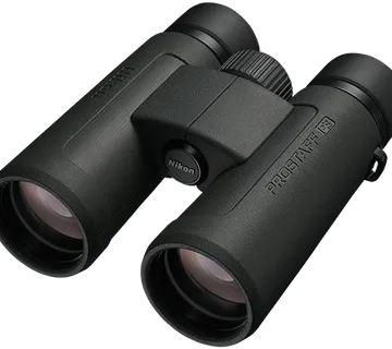Dalekozor Nikon PROSTAFF P3 8X42 - cover