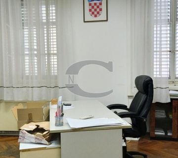 POSLOVNI PROSTOR, CENTAR, 116 M2, 600 EUR/KM - cover